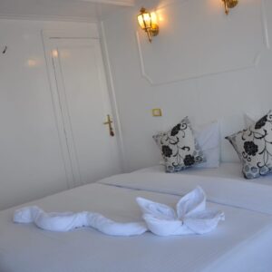 80db70b8-7b59-4a52-9df2-99890f51d0ea